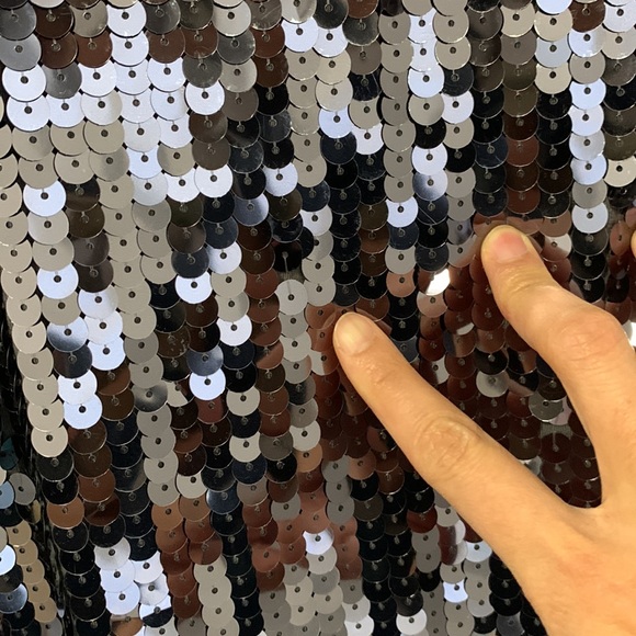 ❤️$10. Sequin Reversible Dress Size S - Picture 6 of 10